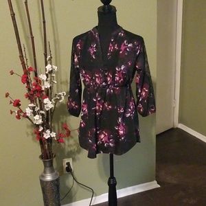 ❤Floral lacy tunic
